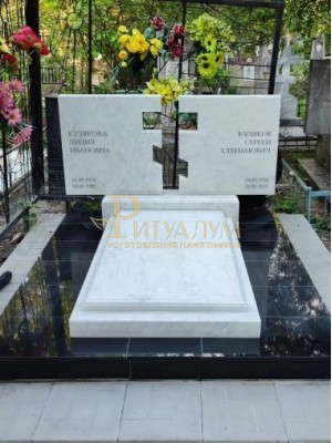 Горизонтальный памятник с крестом — ritualum.ru Горизонтальный памятник с крестом — ritualum.ru